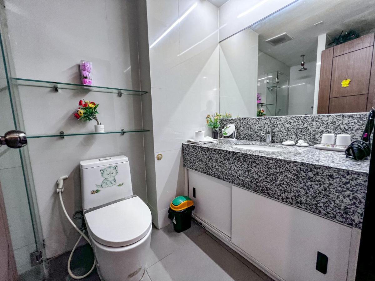 Oceanfront At Arterra, Fast Wifi, Nflix, Kitchen - H Or L Lapu-Lapu City Exterior foto